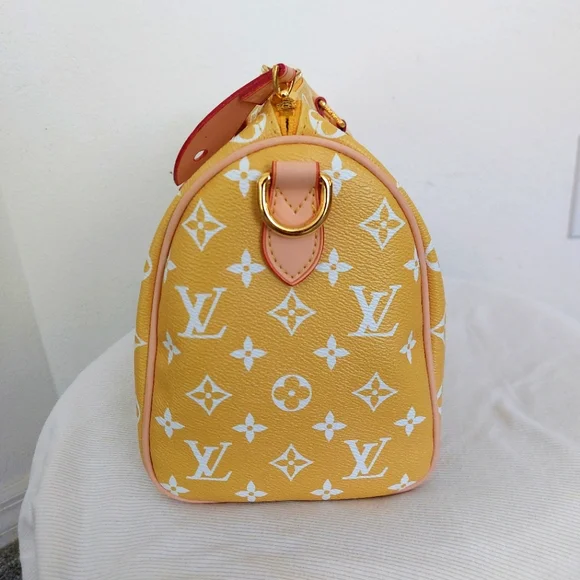 SEND OFFERS LV Yellow Speedy Bag - Picture 9 of 10
